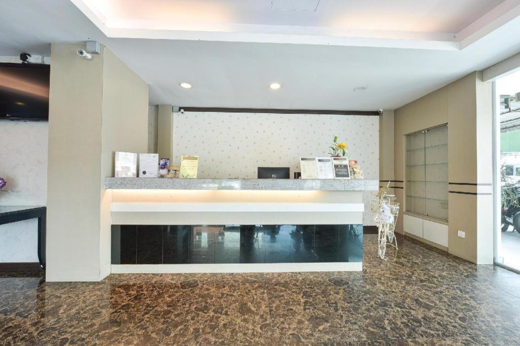 Grand Ct Hotel Malacca Exterior foto